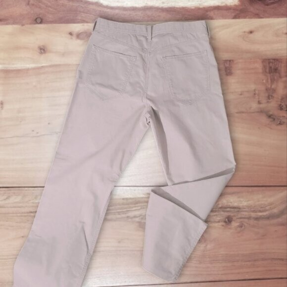 Banana Republic Straight Fit Stone Wash Vintage Style Chino Pants - Picture 7 of 11